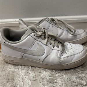 Nike White Men's Sneakers